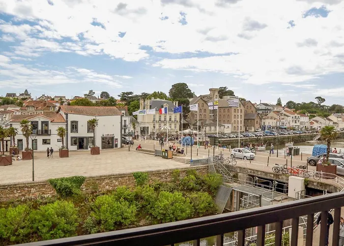 Le Continental By Interhome *